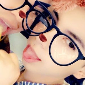 Meet your Posher, Denver a.